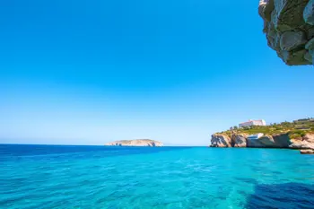 Análisis del sector turístico: Escapada de 7 días con todo incluido a las Baleares, vuelos incluidos para 2026.