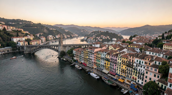 Viagem de fim de semana de 3 dias ao Porto com voos e alojamento incluídos: Análise de Planeamento e Custos