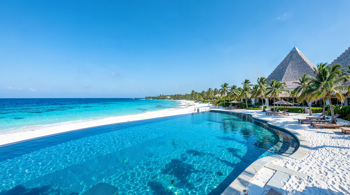 All-inclusive 7-night deal to Cancun with flights and transfers included: A Strategic Market Overview