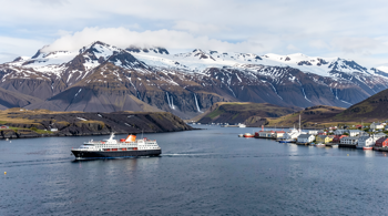 Iceland Cruise Deals 2027: A Research Review of Published Fares and Itineraries