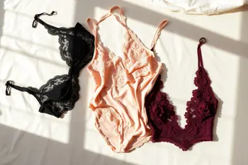 The latest elegant lace lingerie trends