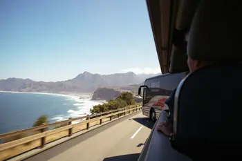 7-day California package with breakfast and coach travel: An evidence-based itinerary review