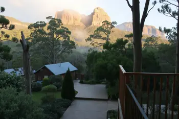 3-night Blue Mountains luxury break with spa access and gourmet dining: An evidence-based planning report