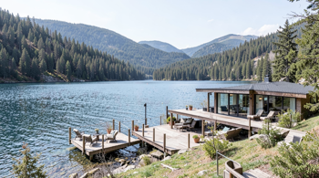 Holiday home at Okanagan Lake: A Neutral Guide to Accommodation, Costs, and Regulations
