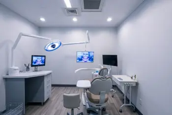 Prezzi impianti dentali all-on-6 in provincia: un'analisi dei costi e delle variabili cliniche