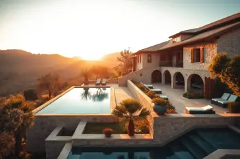 Villa di campagna in stile ritiro silenzioso con servizi outdoor: Analisi dei modelli abitativi e delle tendenze dell'ospitalità rurale