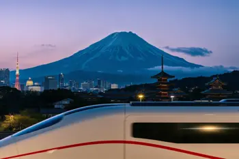Japan Package of 10 days with flights and hotel included: A Comparative Travel Analysis
