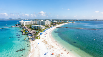 All-inclusive resorts in Cancun: An Analysis of Regional Hospitality Models