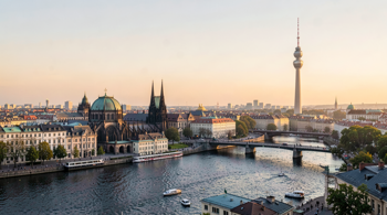 3-dagars weekendresa till Berlin med flyg och hotell: En komplett guide till transport, boende och stadsdelar