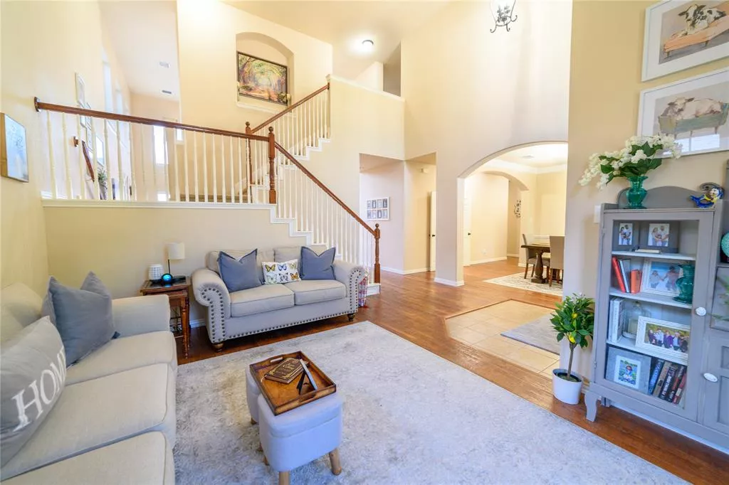 10106 Fairway Vista Drive, Rowlett, Texas 75089