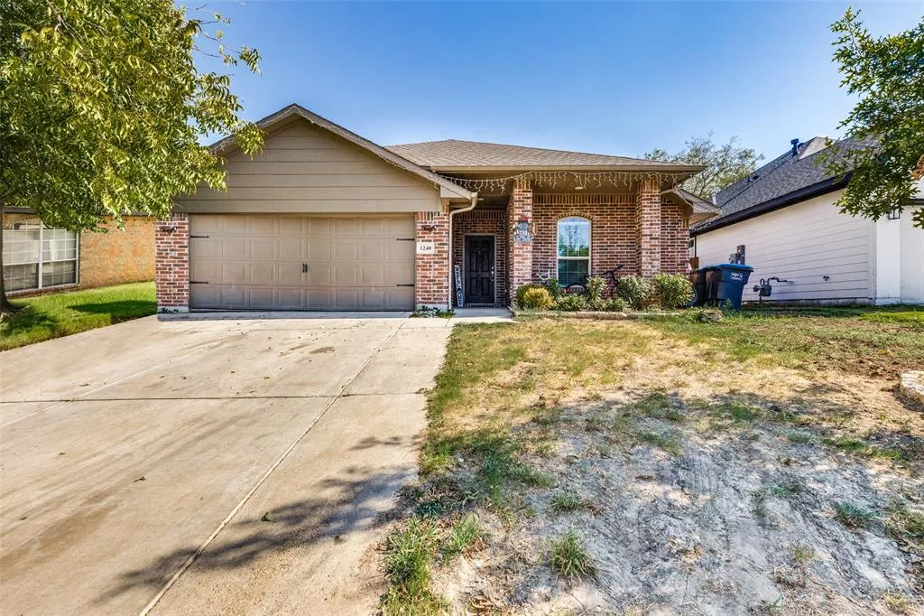 1240 E Fogg Street, Fort Worth, Texas 76115