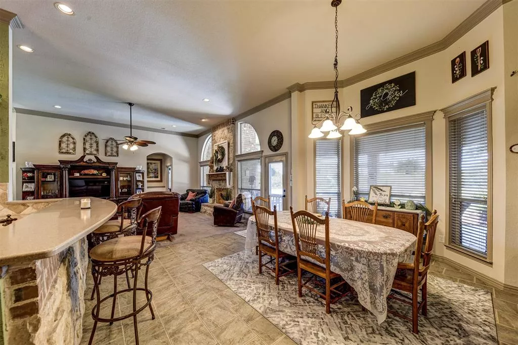 1762 County Road 4698 Boyd, Texas 76023