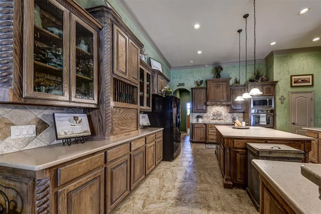 1762 County Road 4698 Boyd, Texas 76023