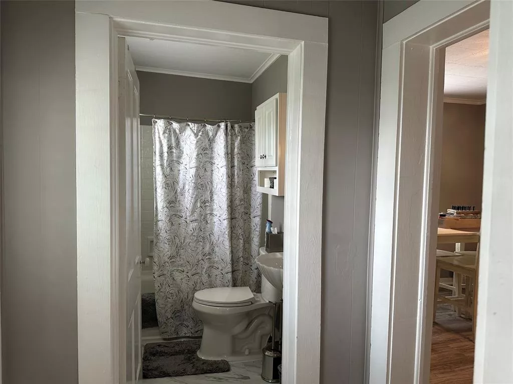 20505 Flat Creek Chandler, Texas 75758