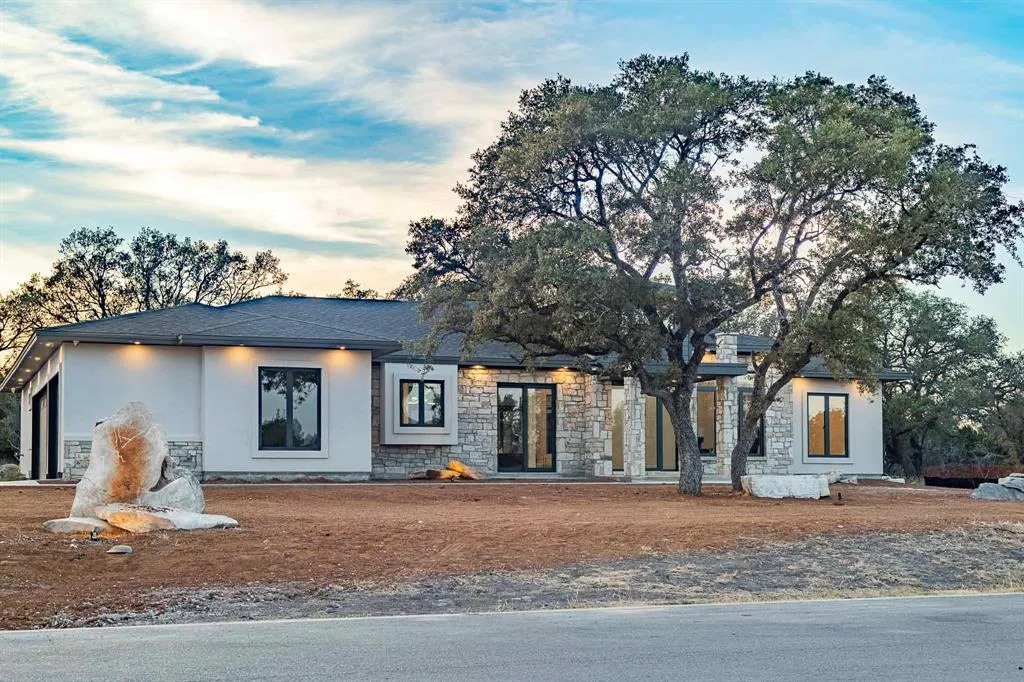 308 Oakpark Drive, Spicewood, Texas 78669