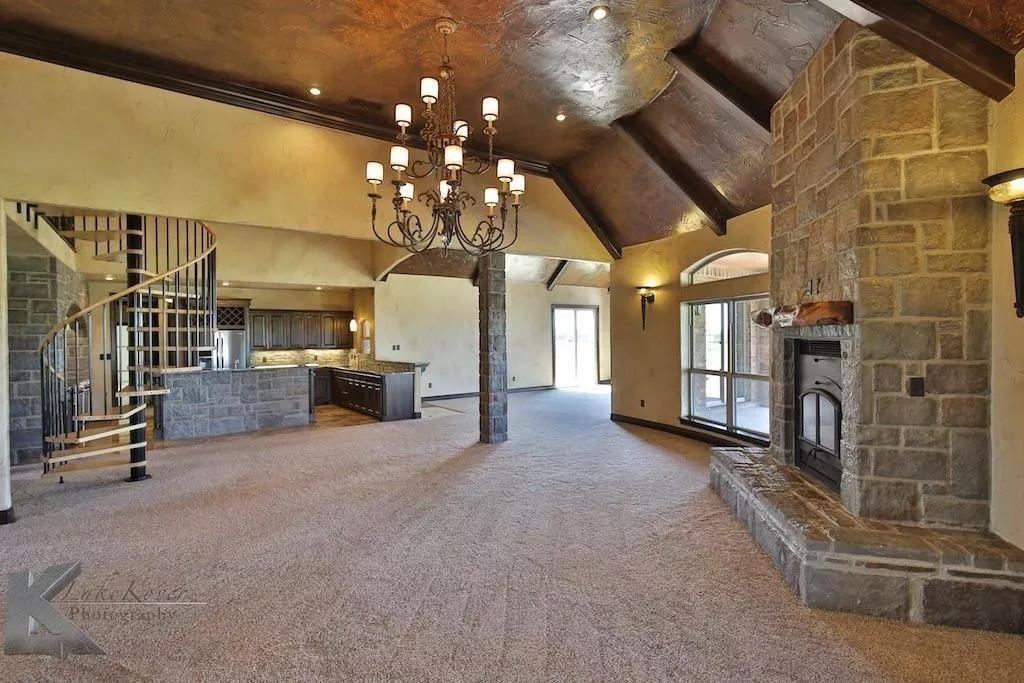 358 County Road 337 Tuscola, Texas 79562