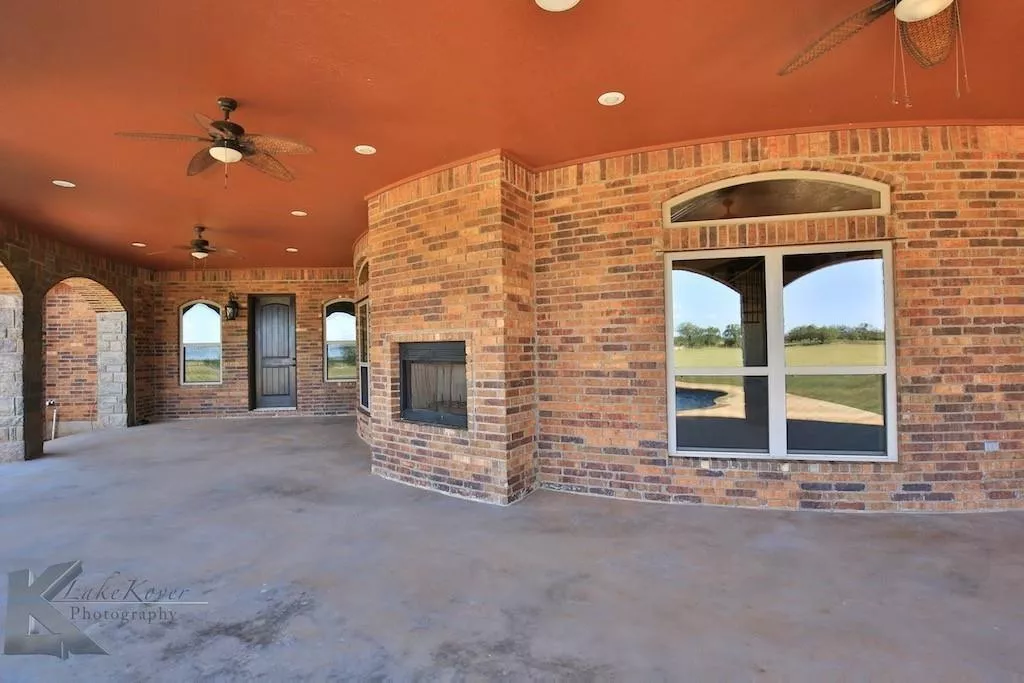 358 County Road 337 Tuscola, Texas 79562