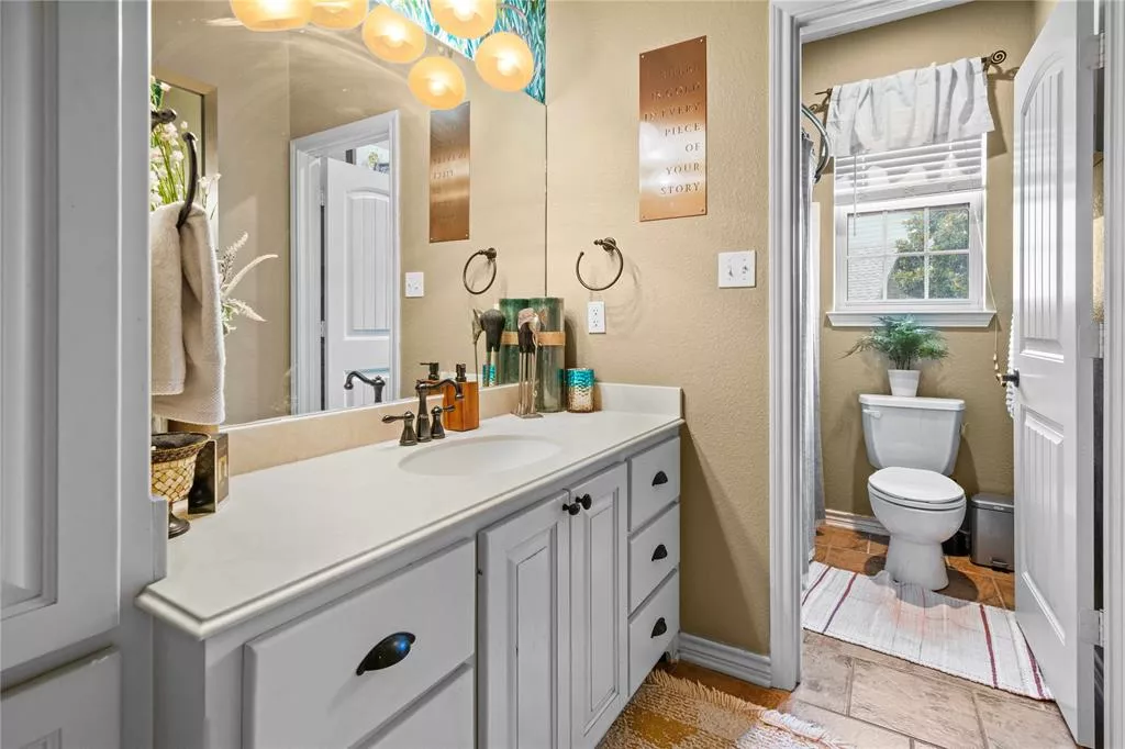 4007 Chapel Ridge Tyler, Texas 75707