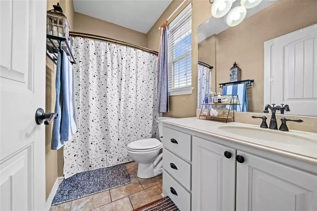 4007 Chapel Ridge Tyler, Texas 75707