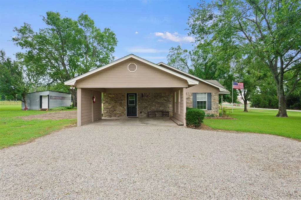 434 FM 900 W Mount Vernon, Texas 75457