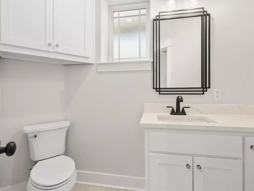 6321 Leo Lane, Godley, Texas 76044