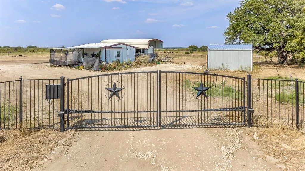 7625 County Road 247 Hico, Texas 76457