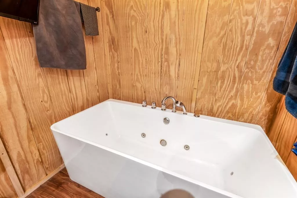 7625 County Road 247 Hico, Texas 76457