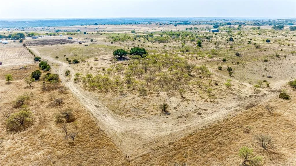 7625 County Road 247 Hico, Texas 76457