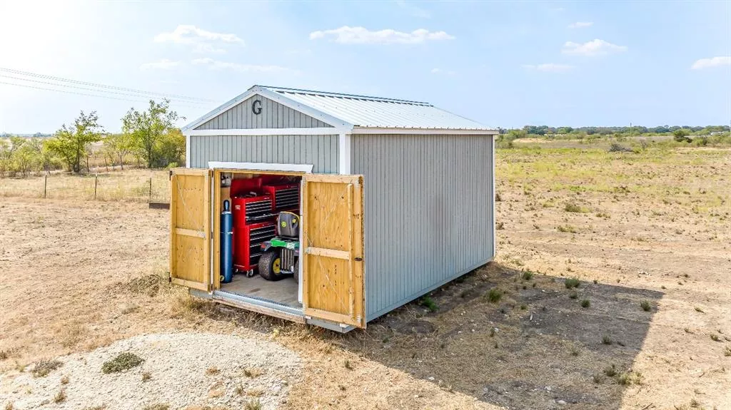 7625 County Road 247 Hico, Texas 76457