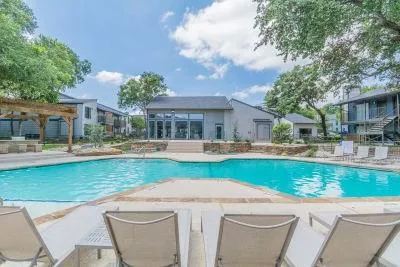 8325 Meadow Road, Dallas, Texas 75231