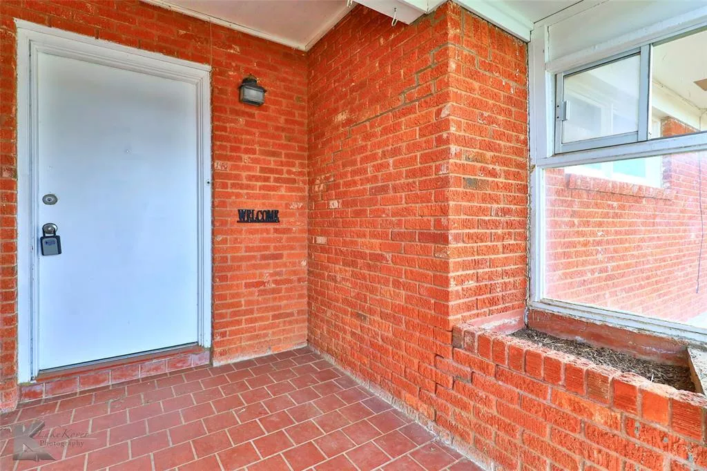 844 NW 2nd Street, Hamlin, Texas 79520