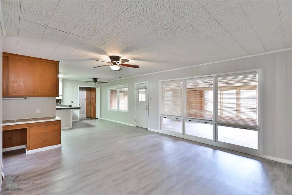 844 NW 2nd Street, Hamlin, Texas 79520