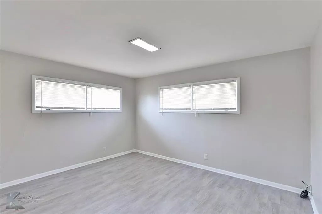 844 NW 2nd Street, Hamlin, Texas 79520