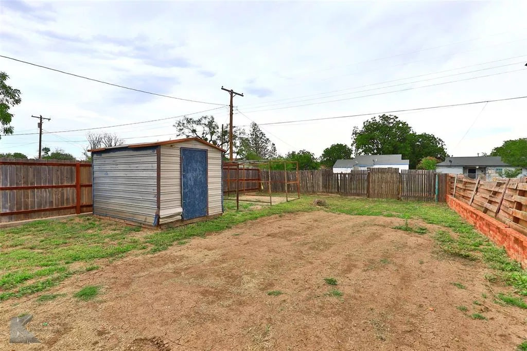 844 NW 2nd Street, Hamlin, Texas 79520