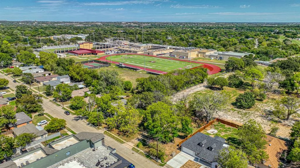 110 Priddy Lane, Fort Worth, Texas 76114