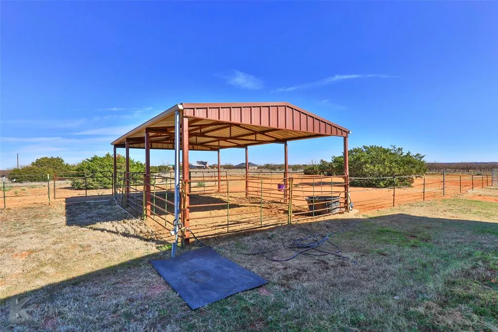 126 Crooked Creek Road, Abilene, Texas 79602
