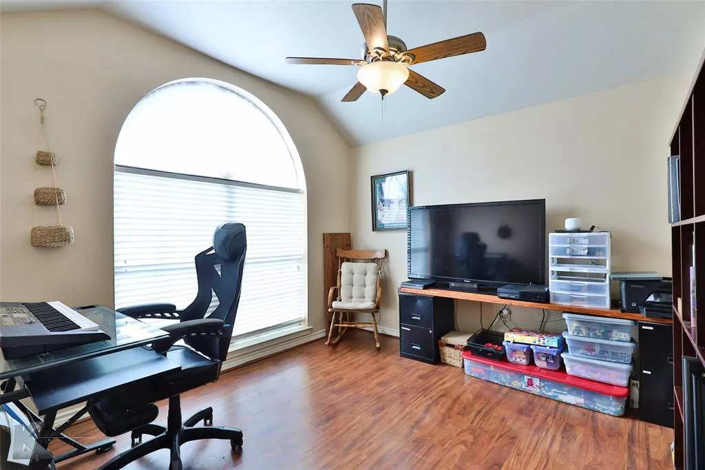 126 Crooked Creek Road, Abilene, Texas 79602