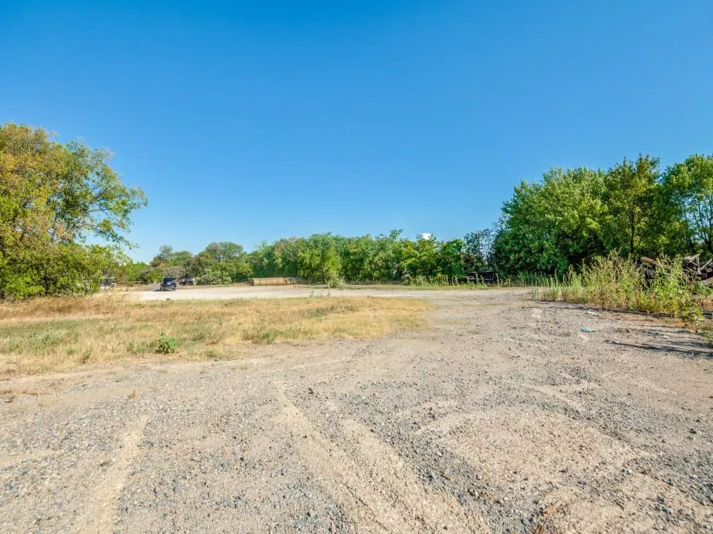 154 Benson Drive, Roanoke, Texas 76262