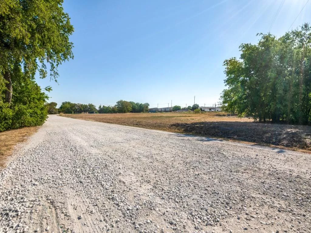 154 Benson Drive, Roanoke, Texas 76262