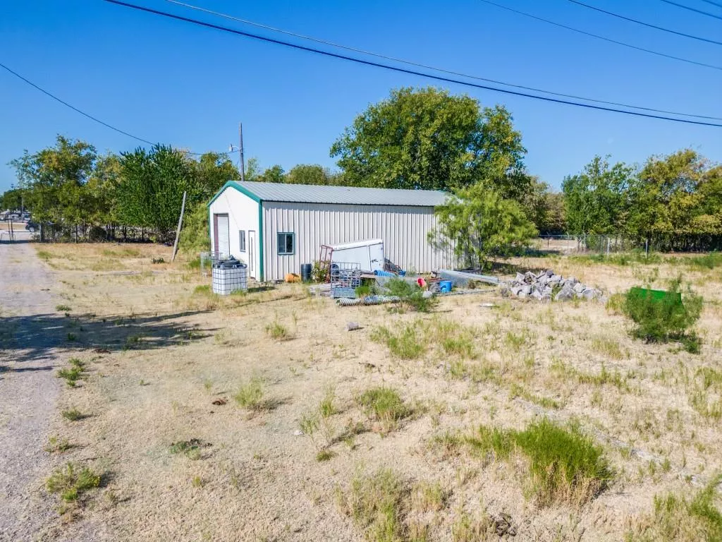 154 Benson Drive, Roanoke, Texas 76262