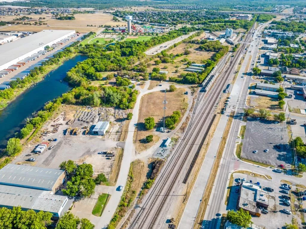 154 Benson Drive, Roanoke, Texas 76262