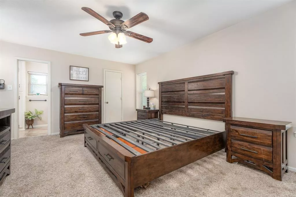 15941 Big Oak Bay Road, Tyler, Texas 75707