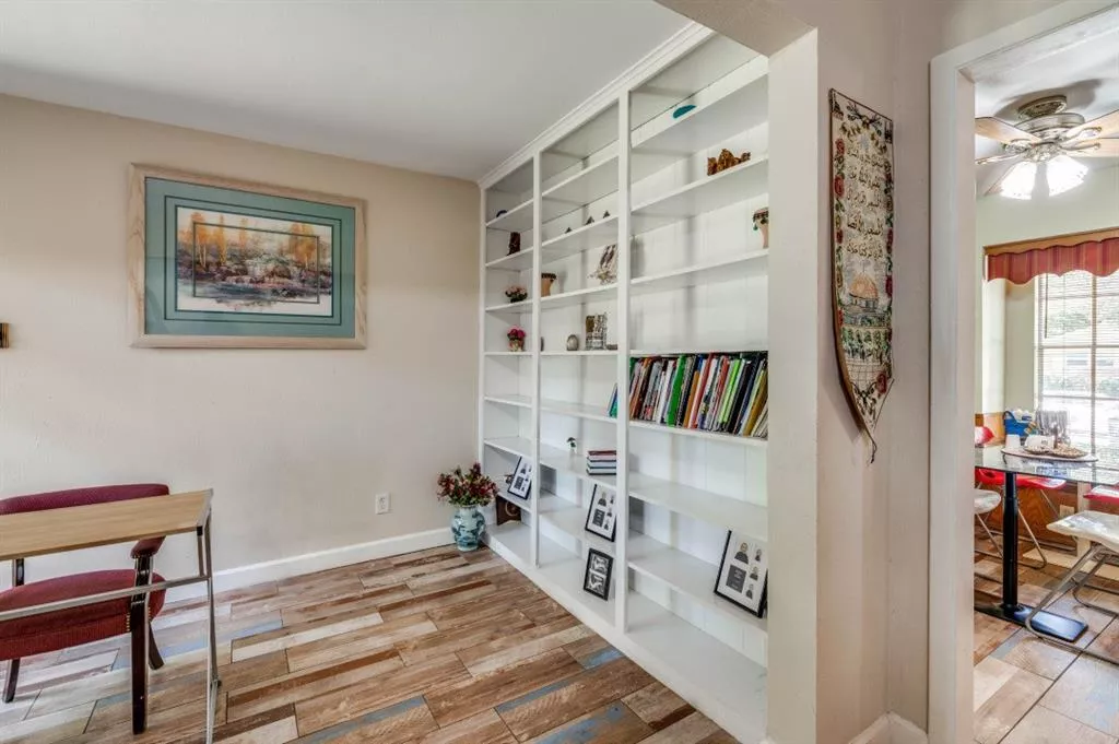 1713 Hurstview Drive, Hurst, Texas 76054