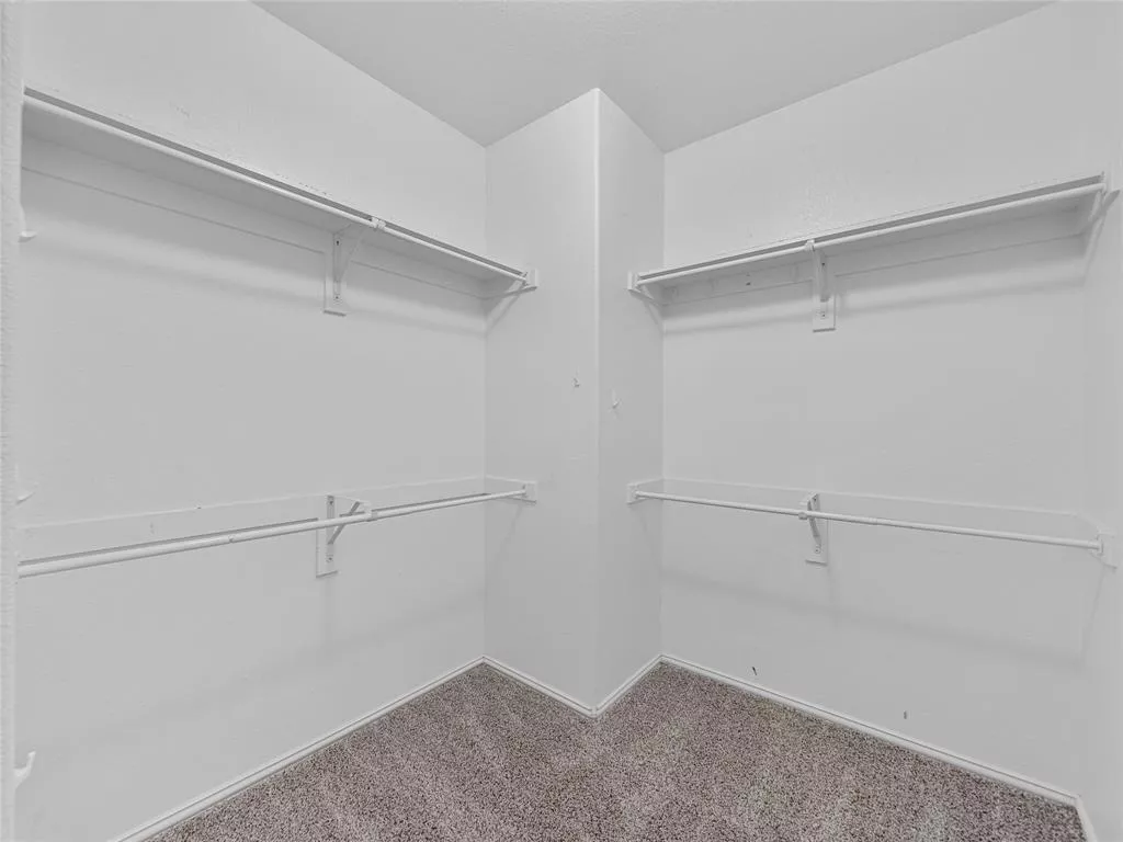 1725 Murphy Court, Aubrey, Texas 76227