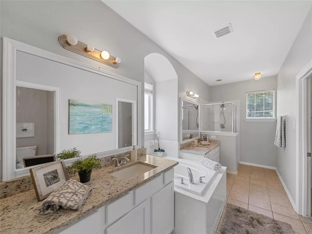 1725 Murphy Court, Aubrey, Texas 76227