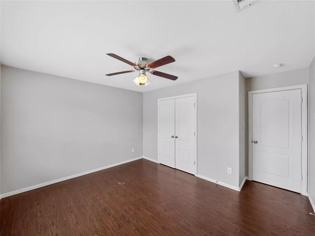 1725 Murphy Court, Aubrey, Texas 76227