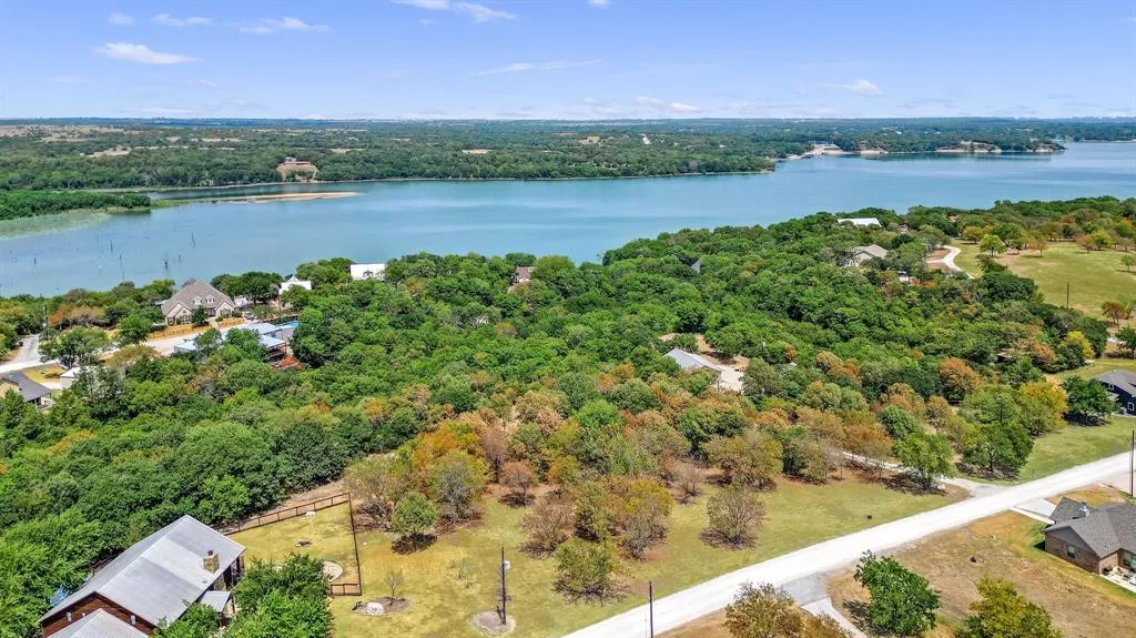 220A Southside Gainesville, Texas 76240