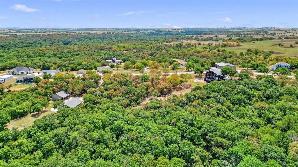 220A Southside Gainesville, Texas 76240