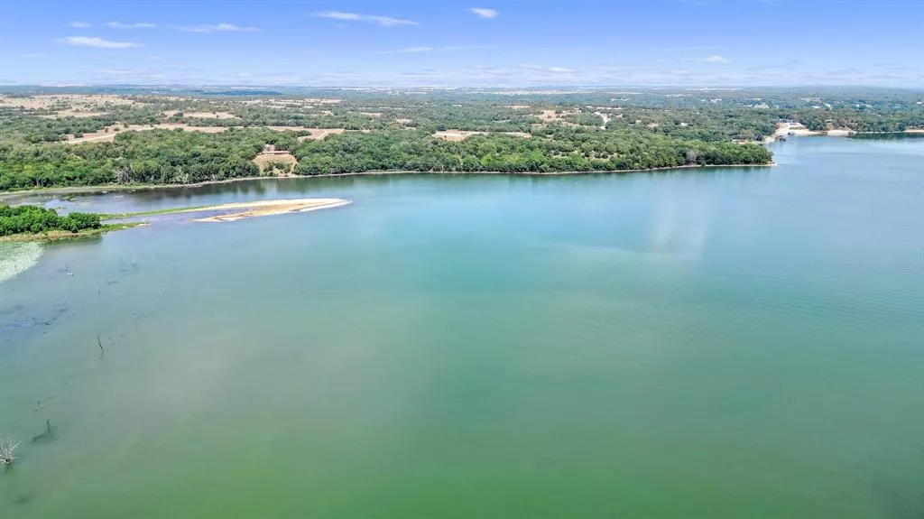 220A Southside Gainesville, Texas 76240