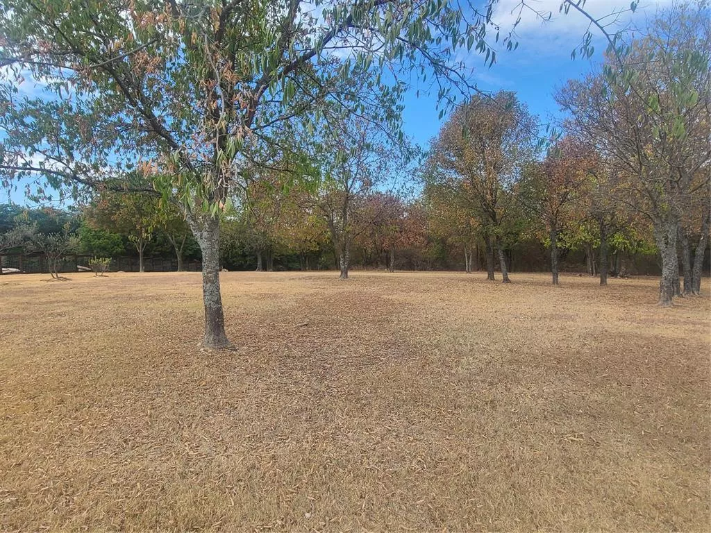 220A Southside Gainesville, Texas 76240